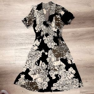 Black & White Lace Printed Puff Sleeve A-Line Midi Smocked Dress